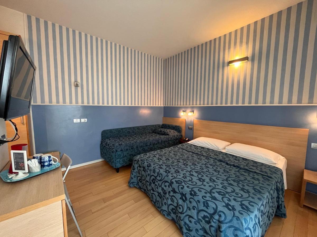 Hotel Perla - The Storyhoteller Riccione Exterior photo